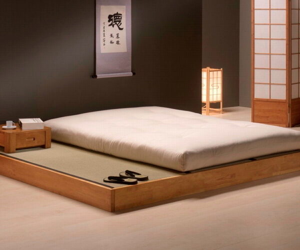 Base Tatami Akira